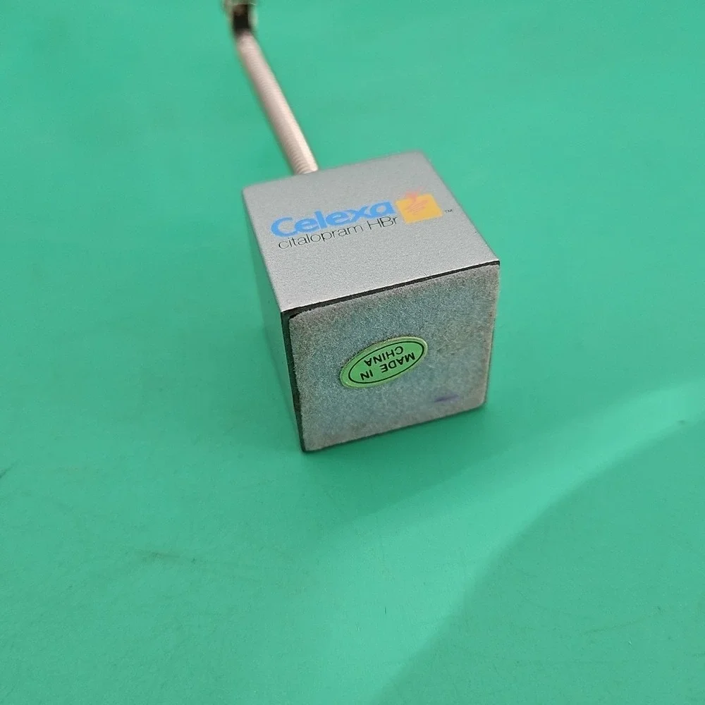 Celexa Pharmaceutical Drug‎ Rep Collectible Photo Clip Holder Cube